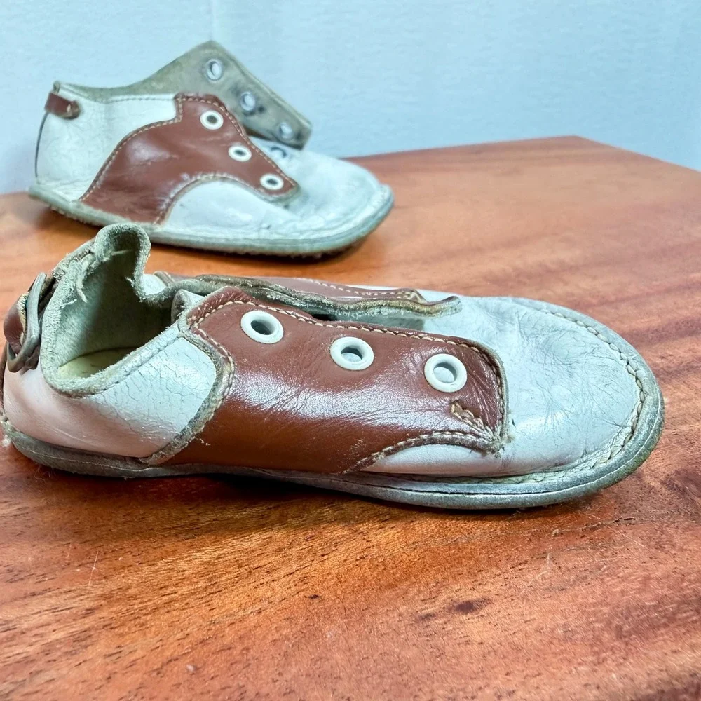 Vintage Leather Baby Saddle Shoes Brown White Buckle Heel Infant EST Sz 2 1950s